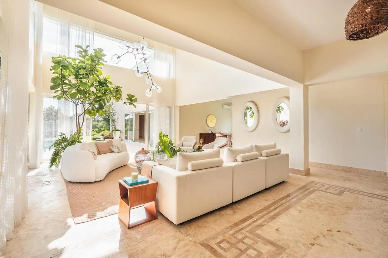 Wonderful 4Br Villa With Maid At Punta Cana Resorts 0*,