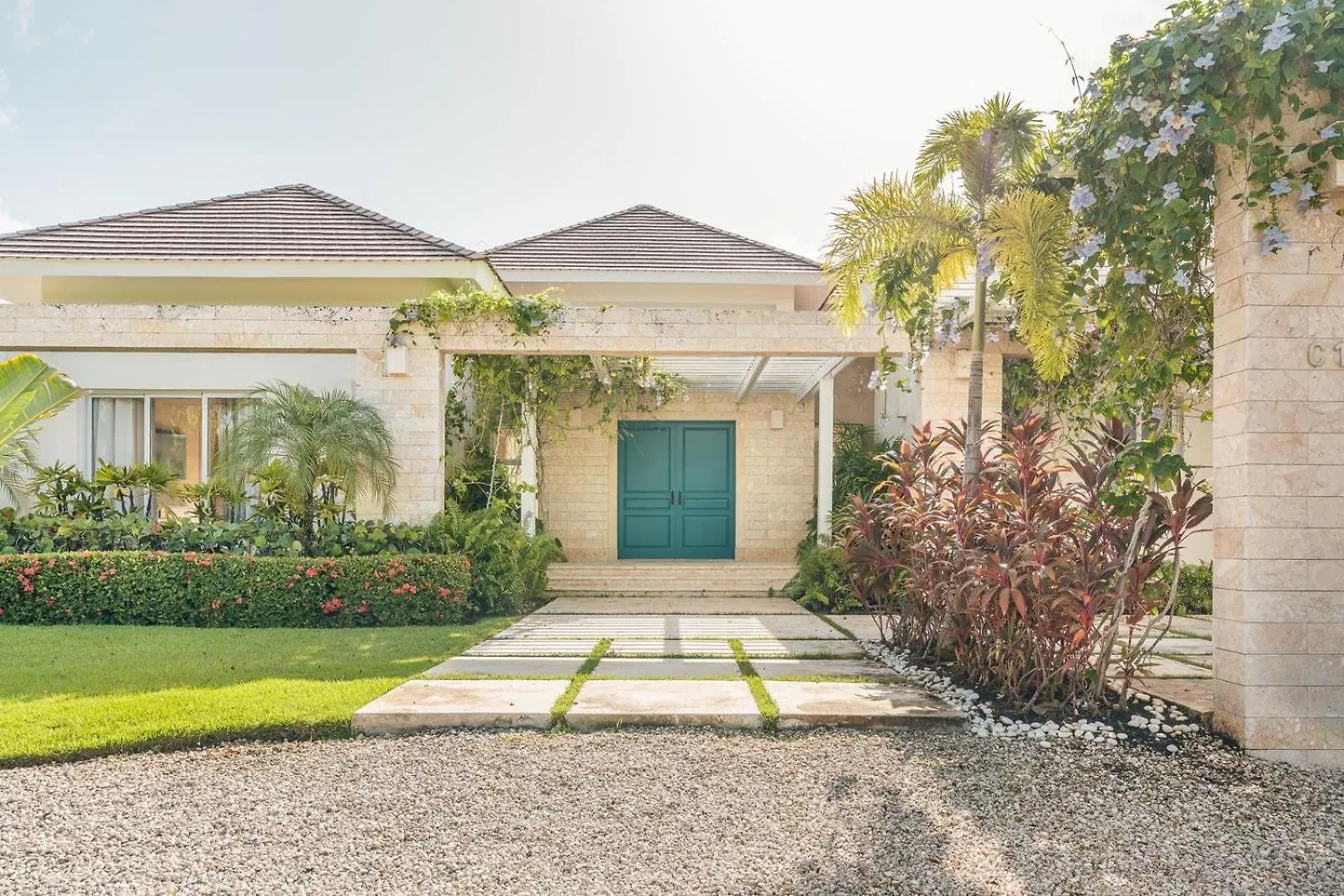 Wonderful 4Br Villa With Maid At Punta Cana Resorts